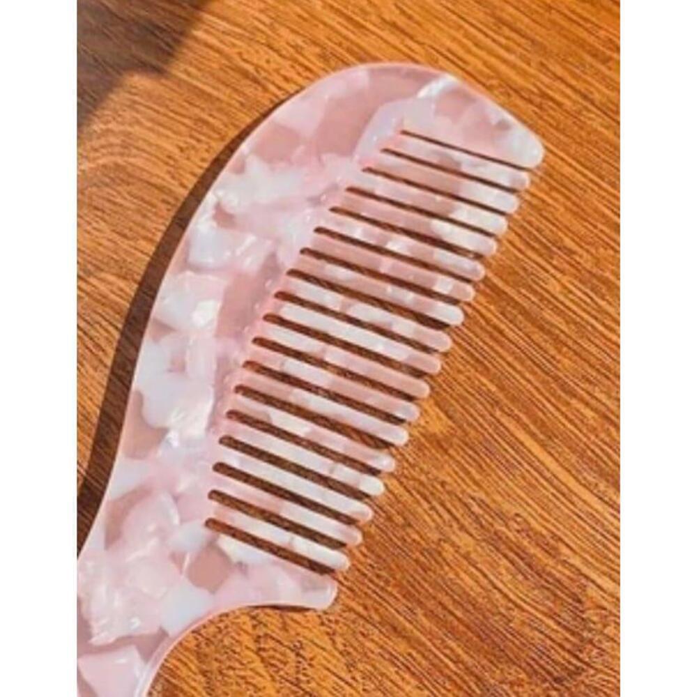 Hair Comb In Pink Abstract Marble Pattern - Picture 2 of 5